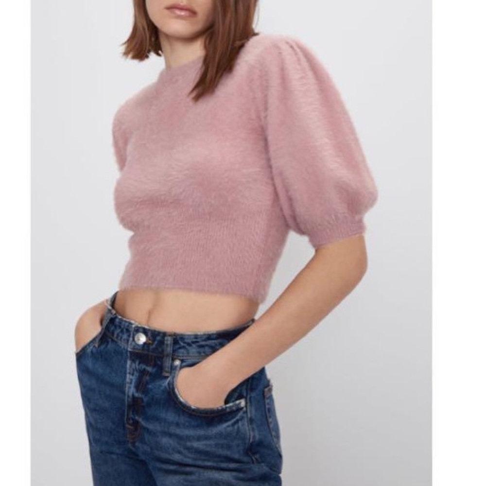 Zara Mauve Fuzzy Sweater w/ Puff Sleeves, size M